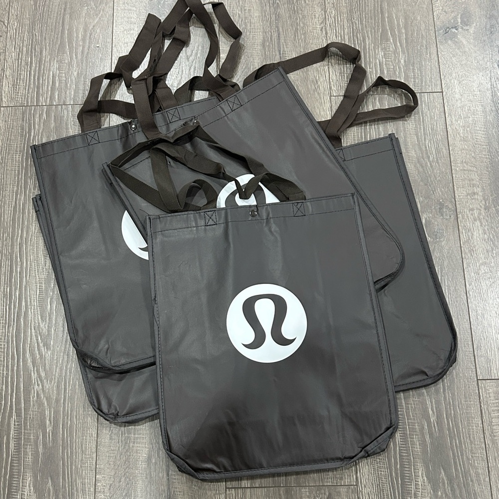 6/$18 lululemon reusable tote bags-large size
